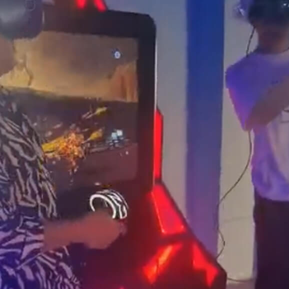 Product Details of ﻿﻿Dynamic Dancing Miracles VR Simulator Attractive Cabinet Structure Stylish Arcade Look VR Game Machine for Shopping Mall