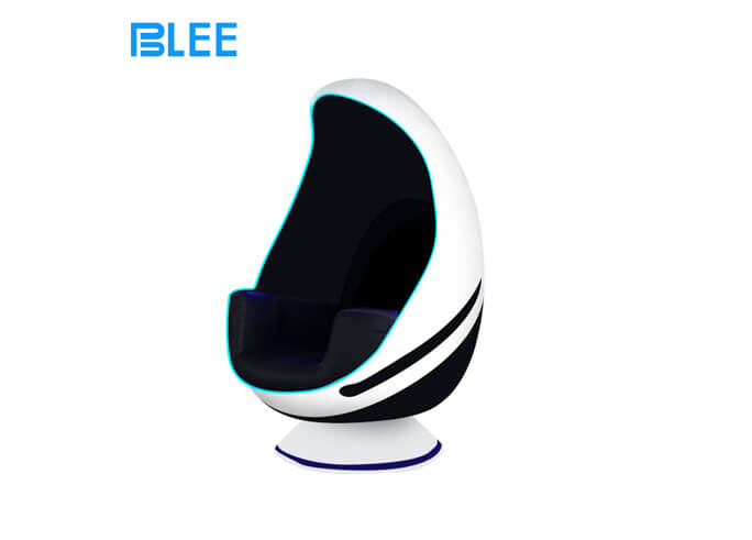 Interactive Rotating Egg Chair VR Entertainment System Futuristic Design Style Indoor Entertainment System for Theme Park