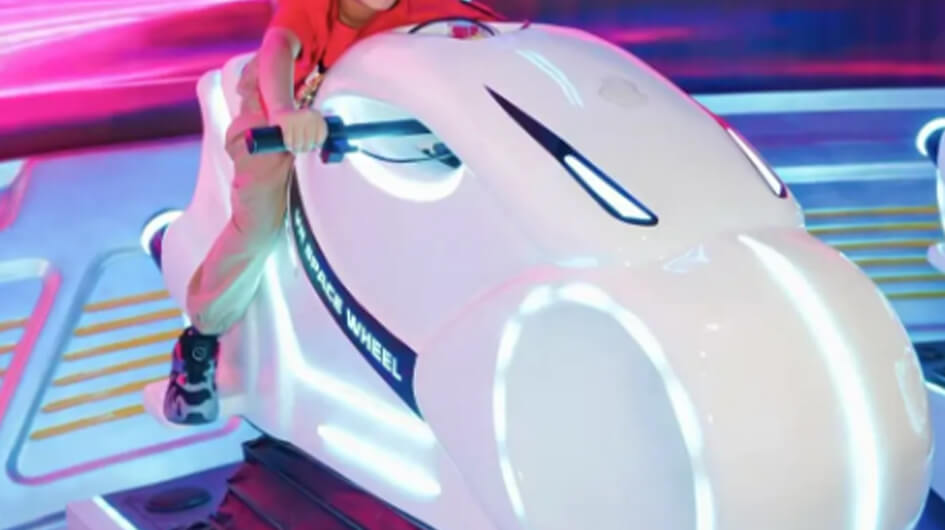 Commerical VR High-speed Motorcycle Fun Filled Entertainment Futuristic Visual Appeal VR Amusement Equipment for Sale One Stop Solution