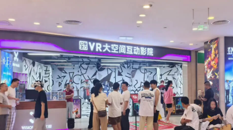 High Quality Tyrannosaurus Rex VR Motion Equipment 3 Players Interactive Experience VR Realistic Simulator for Arcade One Stop Solution