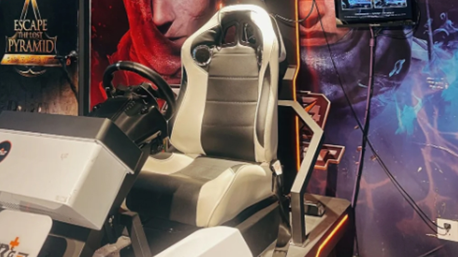High Quality VR Go-karts and Motorcycles Advanced Simulation Engine Dynamic Gameplay Environment Vr Games for Arcade One Stop Solution