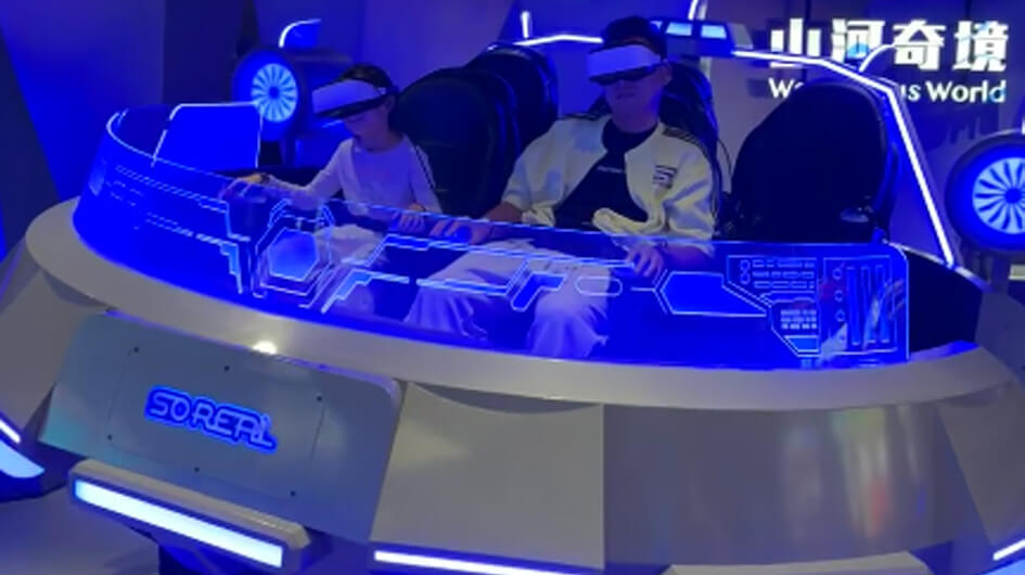 New Style VR UFO Five Players Hyper Immersive Experience Optimized Performance Design VR Game Machine for Shopping Mall One Stop Solution