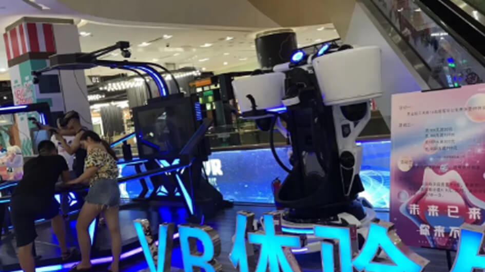 Customizable Two-player Battle VR Game Equipment High Engagement Experience Sleek Modern Appearance VR Arcade Simulator One Stop Solution