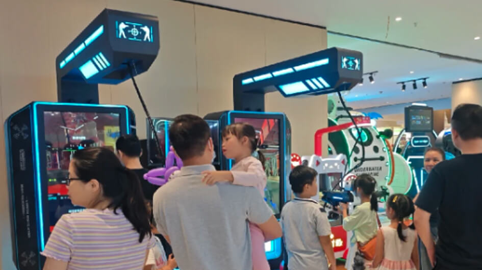 Hot Sell VR All-in-one Device Ultra Immersive Gameplay Dynamic Interaction Design VR Game Machine for Shopping Mall One Stop Solution