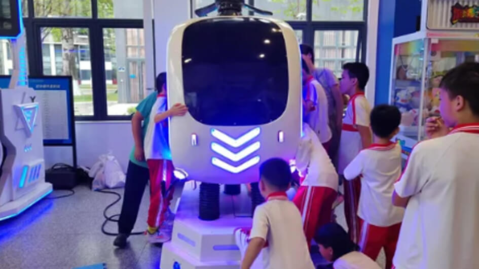 Popular VR Mini Airplane Multi Location Deployment Sensory Immersion Design Stable Motion Platform VR Machine for Game Park One Stop Solution