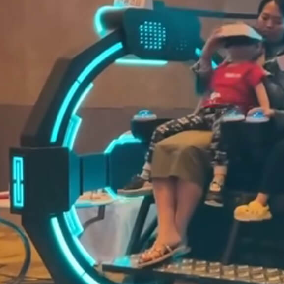 Product Details of ﻿Newest New VR Cinema Ultra Smooth Performance Precision Motion Control Fully Interactive Experience Vr Game Machine