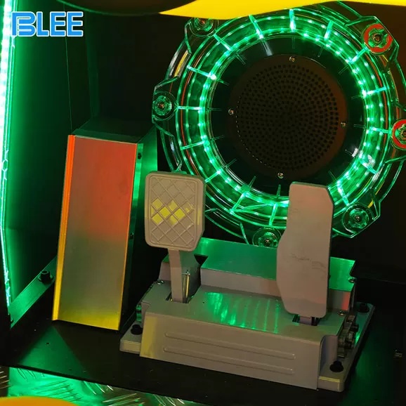 Product Details of 32 Inch Yellow Connected Racing Car Arcade Game Machine for Coin-operated Rides