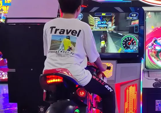 Wild Challenge: Navigate unpredictable terrain and dynamic obstacles.