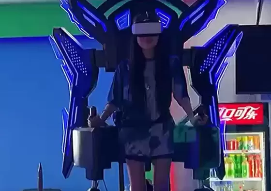 3. Immerse yourself in the high-definition VR game world and feel the dynamic virtual reality world.