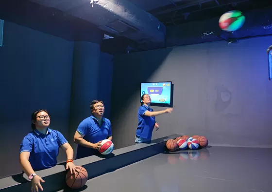 2. Watch as the 5 LED backboards light up in a specific sequence—either by color or position.