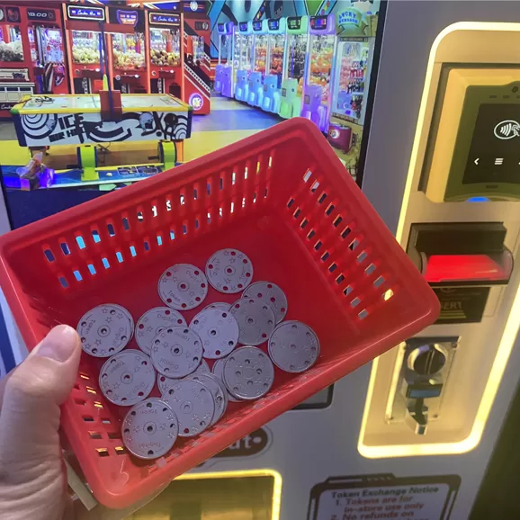 Product Details of Automatic Token Exchange Machine