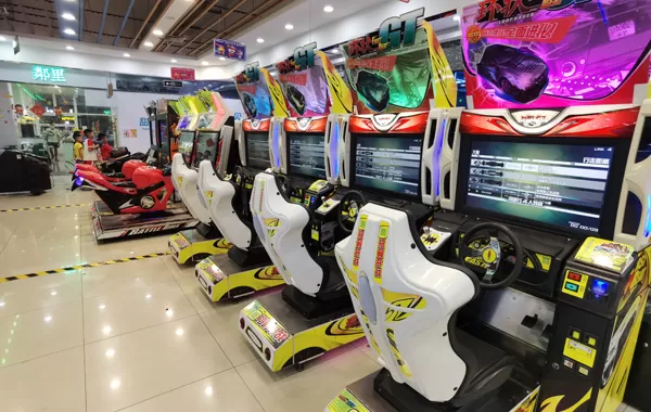 Best Racing Game Machines for Arcades: Features, Costs & Buyer's Guide