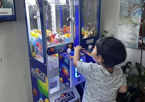 1. Put in the coins.