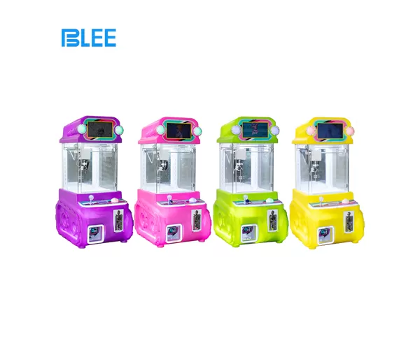 Tankman Mini Claw Machine with Display Screen