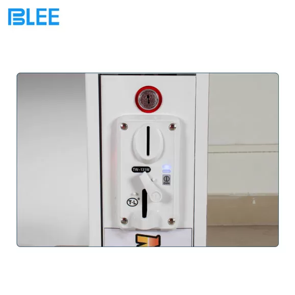 Product Details of Coin Operated Cute Arcade Car Full Motion Simulator Driving Game Machine Cockpit Outrun 32 for Kids