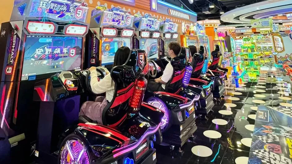 Coin Operated HD Car Racing Game Machine Speed Racing Simulator Arcade 3D Video Racing Game Machine One Stop Solution