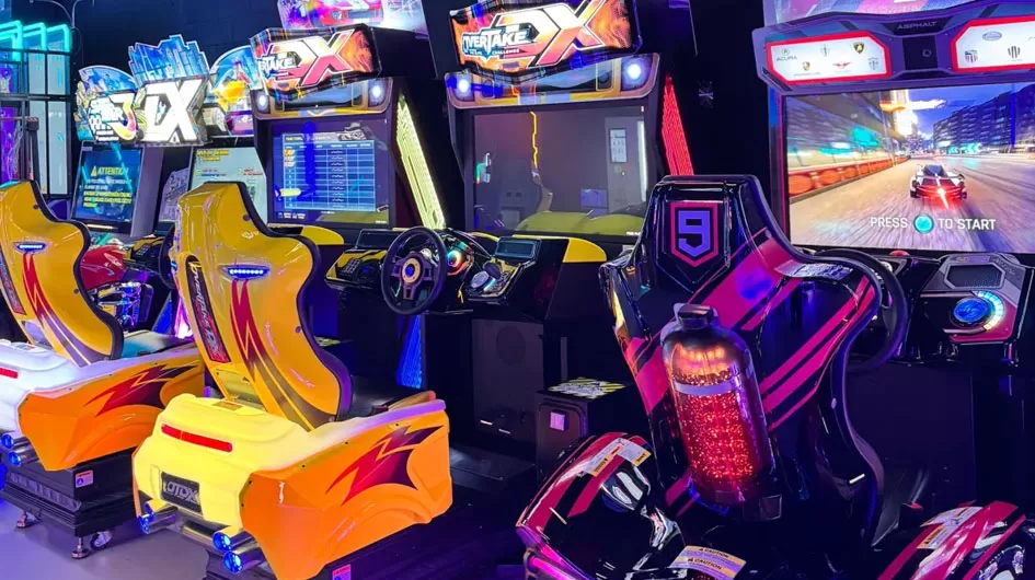 Coin Operated Kids Driving Race Car Arcade Machine 55-inch Screen HD Racing Simulator One Stop Solution