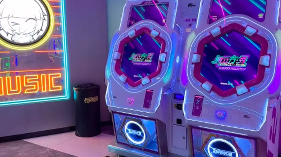 Dance Cube Show (120Hz) VR Game Machine One Stop Solution