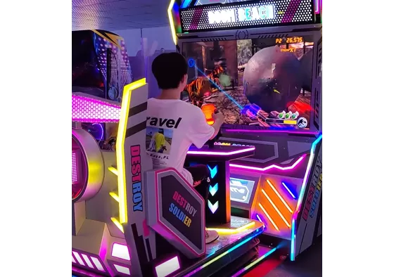 Boss Battle: Team up to defeat massive enemy creatures with unique patterns.