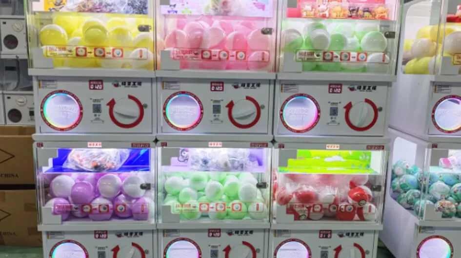 double layered gashapon machine one stop solution manufacturer