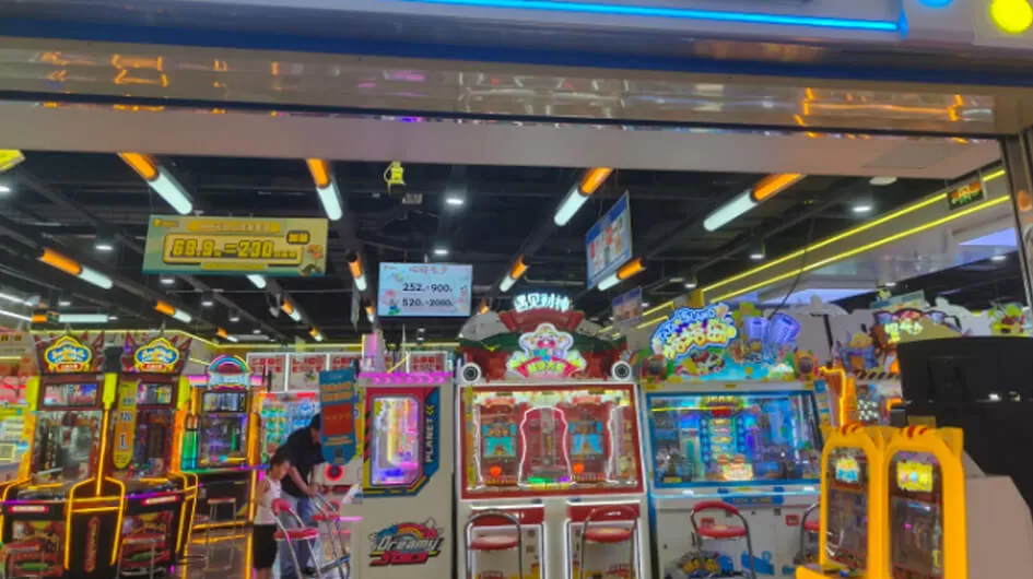 dynamic ice hockey redemption game machine one stop solution supplier