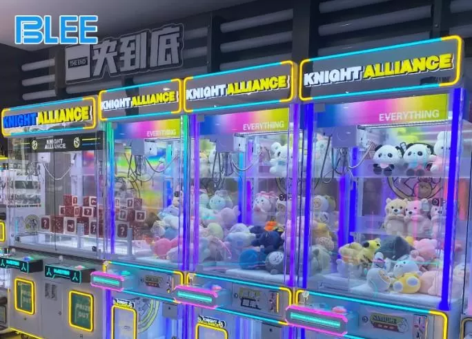 Factory Price Arcade Toys Plush Dolls Crane Catcher Claw Machine