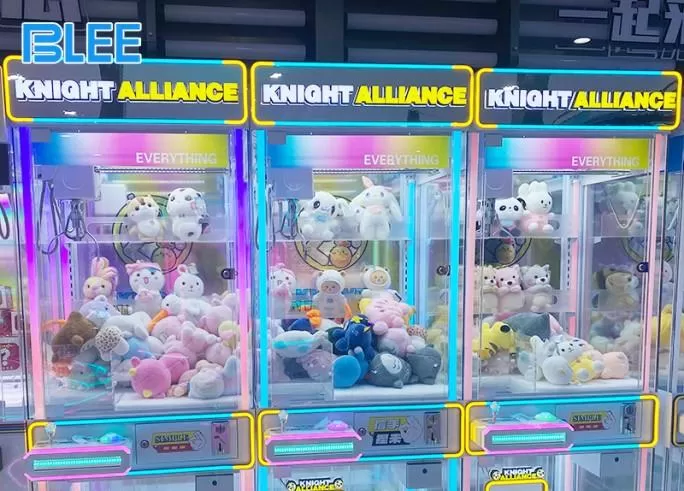 Factory Price Arcade Toys Plush Dolls Crane Catcher Claw Machine