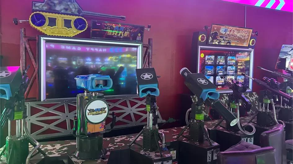 55 Inch HD Coin-Operated CS Shooting Redemption Games Machines