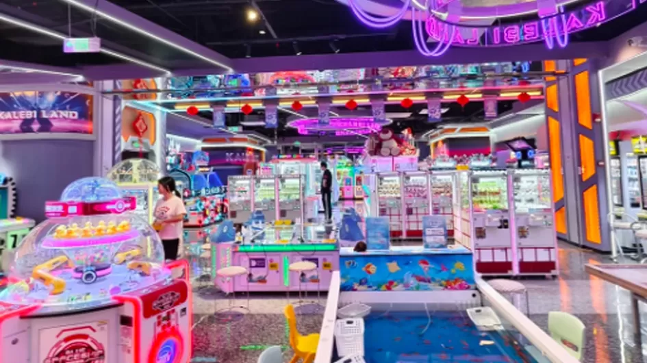 future claw machine in china