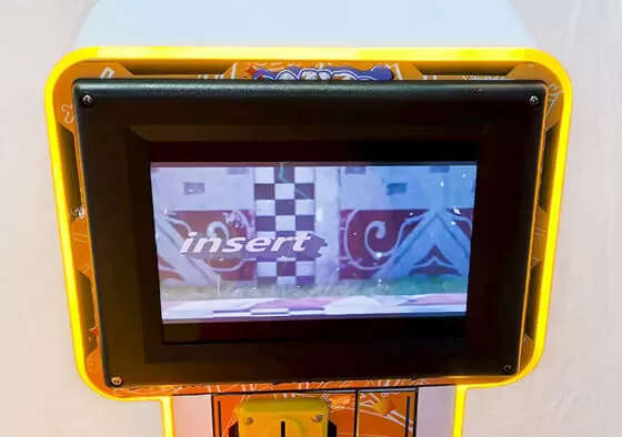 1. Jungle Adventure Ride: Children embark on an imaginary safari through the savanna, riding their friendly lion companion while watching jungle-themed animations on the LCD screen