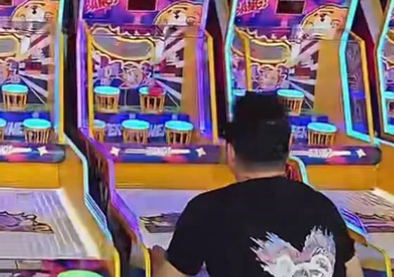 2. Cooperative Target Challenge: Players combine efforts to achieve specific scoring objectives, unlocking special bonus rounds with multiplied reward opportunities.