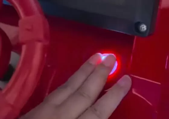 2. Independent Engineer Mode: Simple coin-operated activation allows young conductors to enjoy self-directed adventures with automatic ride timing and secure comfortable seating.