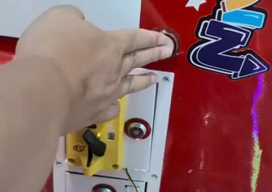 3. Independent Engineer Mode: Simple coin-operated activation allows children to enjoy self-directed adventures with automatic ride timing and secure comfortable seating.