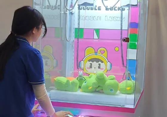3. Themed Prize & Collection Campaigns: Limited-time events featuring exclusive or seasonal prizes can be promoted, encouraging repeat visits and extended play as customers aim to collect full sets.