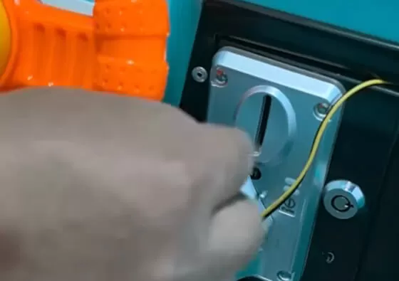 1. Insert Coins to Activate: Simply insert the required number of coins into the acceptor to power on the ride.