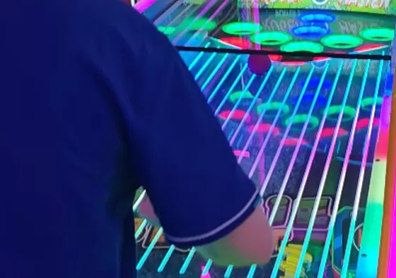 3. Competitive Battle: Head-to-head matches where players compete for highest points and fastest progress.