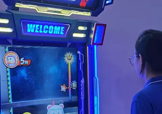 2. Height Competition: Compete for maximum jump height and character elevation.