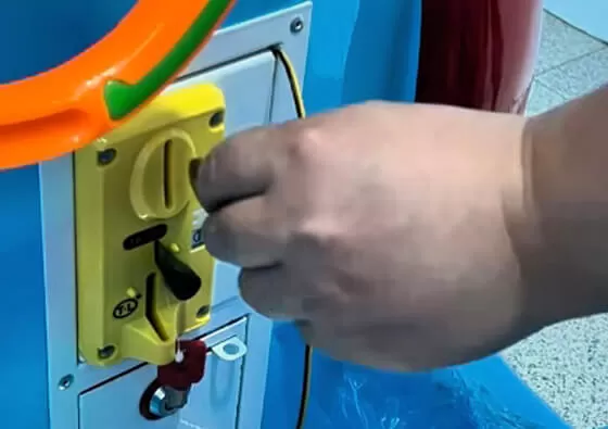 1. Road Construction Adventure: Children embark on an imaginary mission smoothing roads and flattening surfaces, operating their road roller through gentle motion while watching themed animations.