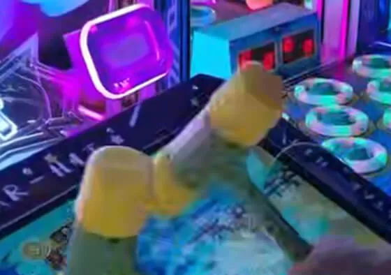 2. Scene‑Based Challenges: Each of the five scenes features unique target patterns and bonus rounds.