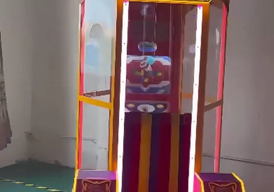 1. Classic Ball Drop: Players release balls from the top, aiming to land them in high-scoring holes or designated winning lanes to earn tickets.