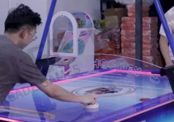 1. Instant Battle, Drop-in Play: No waiting needed. Insert coins to instantly challenge a friend. The system automatically assigns the puck, launching a fast-paced two-player duel where each round las...