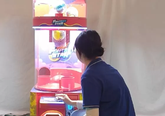 1. Timed Collection Challenge: Players race against the clock to catch as many balls as possible, with total points determining ticket payout or prize level.