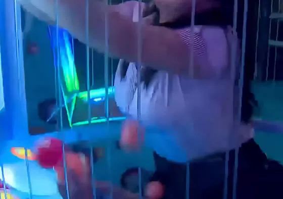 2. Color Challenge: Only balls of a specified color earn extra points, testing identification and reaction speed.