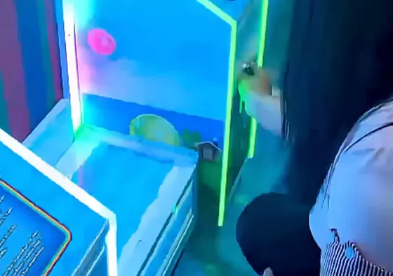 1. Classic Point Race: Insert as many colored balls as possible within the time limit; total inserts determine ticket payout.