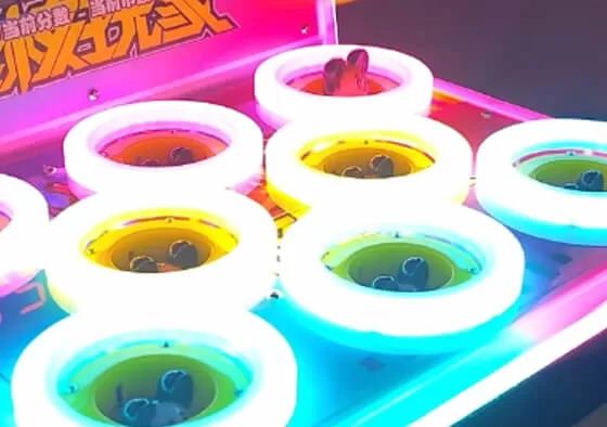 2. Endurance Challenge: Moles appear at increasing speeds over time, testing players’ ability to maintain focus and precision as the game progresses in difficulty.