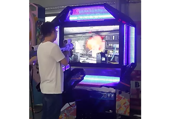 Item Collection and Combat Enhancement: Items bring diverse tactical variations, adding more depth and replayability to the game.