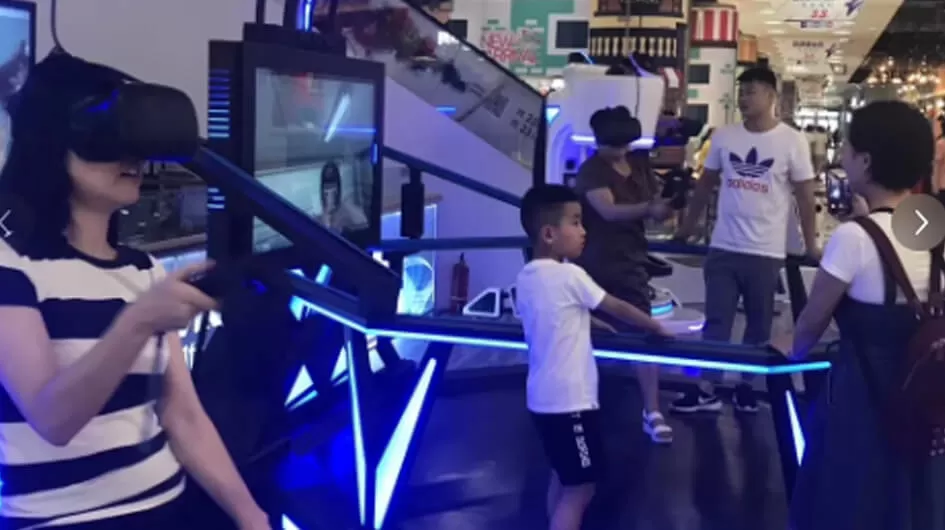 Immersive VR the Eight Dimensions High Engagement Experience Strong User Attraction VR Entertainment System for Arcade One Stop Solution