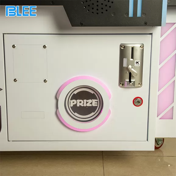 Product Details of Interactive Play Big Fish Eat Small Fish Prizes Gift Arcade Game Machine