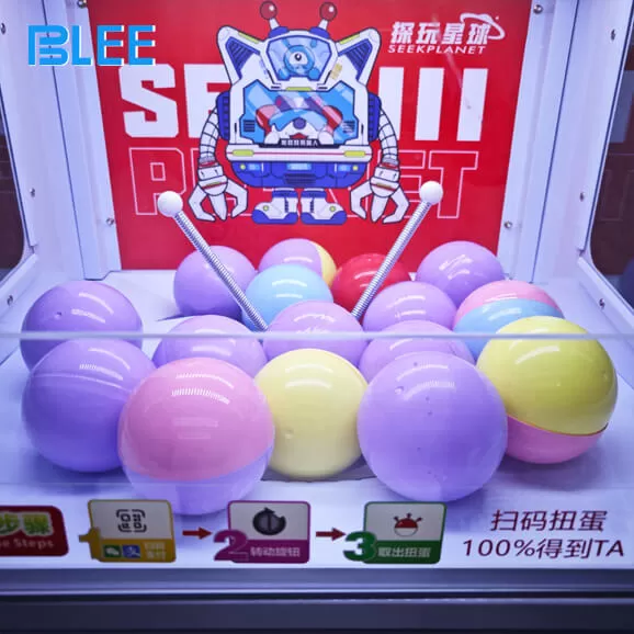 product details of double layered gashapon machine