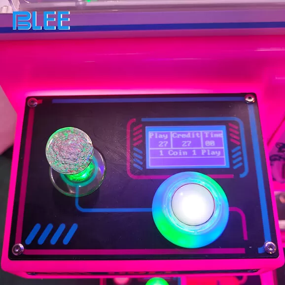 product details of rotational molding four person mixed team gift game machine